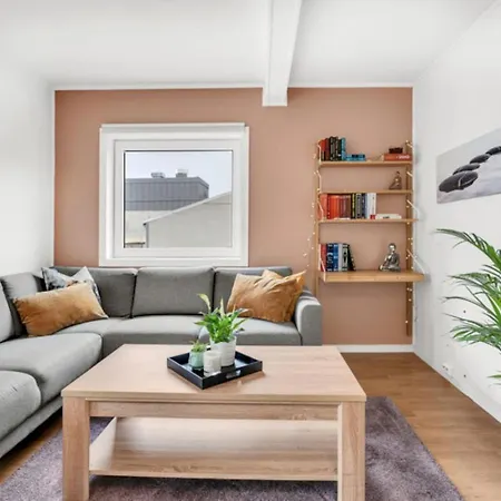 Apartamento Modern With Prime Location